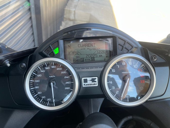 2016 Kawasaki Ninja ZX-14R ABS (ZX1400) Ninja Grey