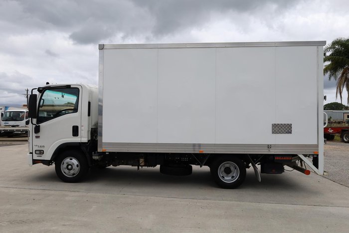 2023 Isuzu N Series NNR 45-150 4x2 Pantech with lifter White