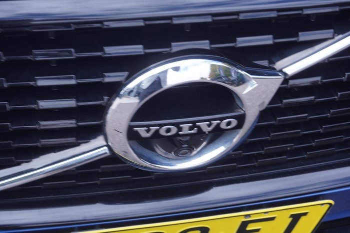 2021 Volvo XC60 T6 R-Design