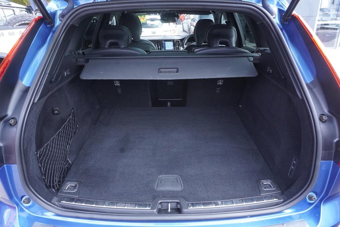 2021 Volvo XC60 T6 R-Design