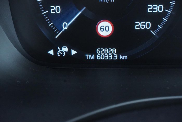 2021 Volvo XC60 T6 R-Design