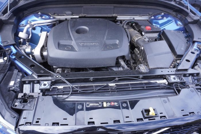 2021 Volvo XC60 T6 R-Design