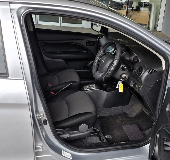 2021 Mitsubishi Mirage ES