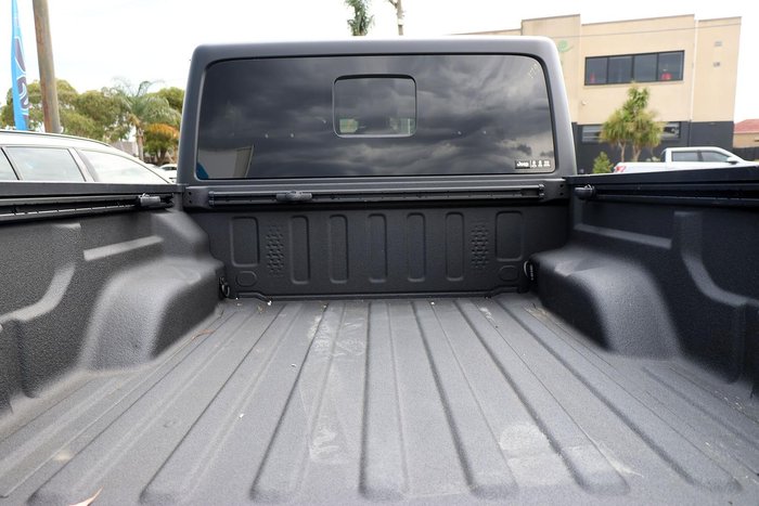2023 Jeep Gladiator Night Eagle