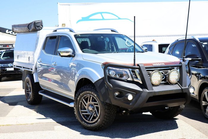 2020 Nissan Navara ST-X