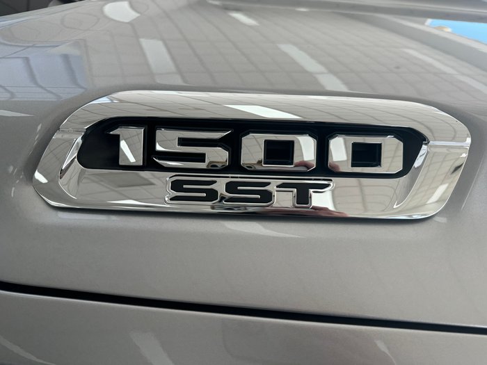 2025 RAM 1500 Laramie Sport Hurricane SO RamBox