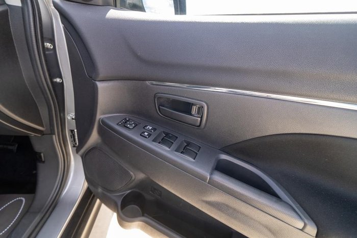 2021 Mitsubishi ASX ES