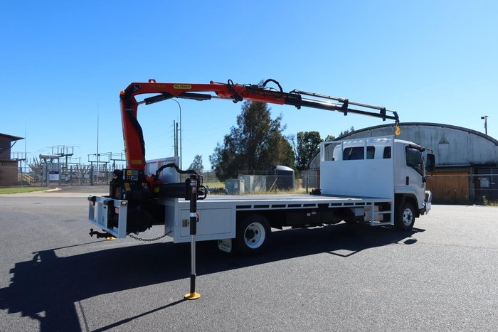 2008 Isuzu F Series FRR 600