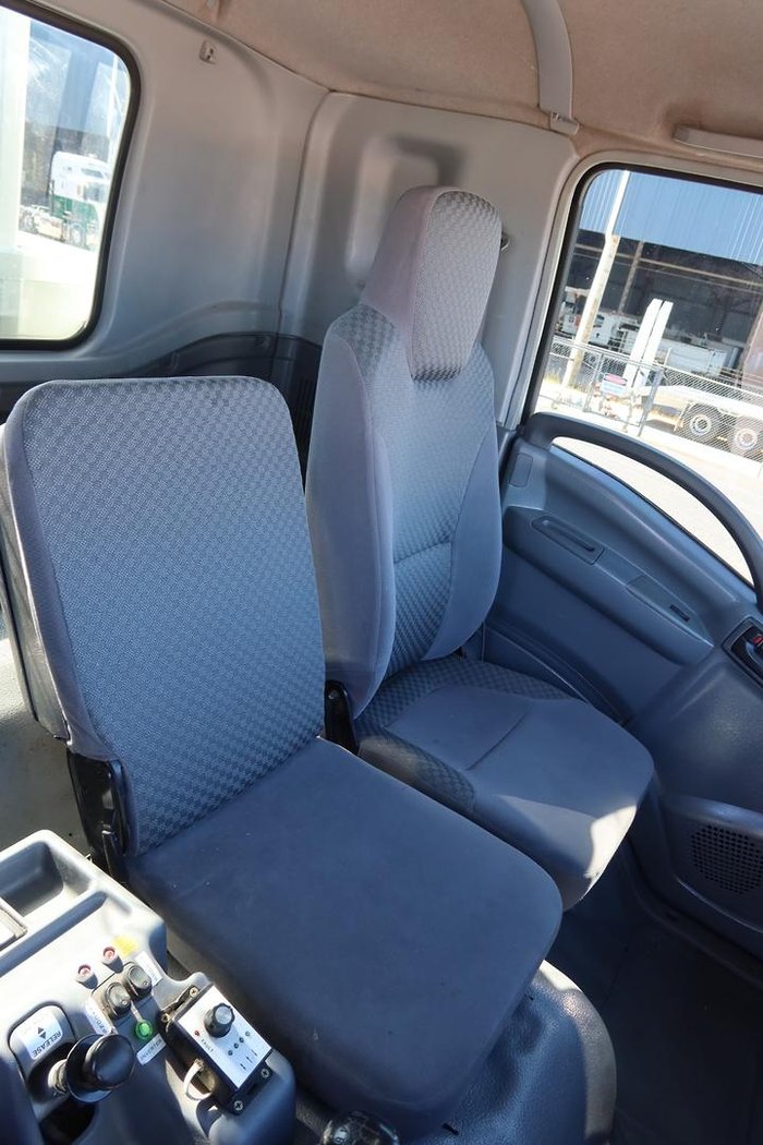 2008 Isuzu F Series FRR 600