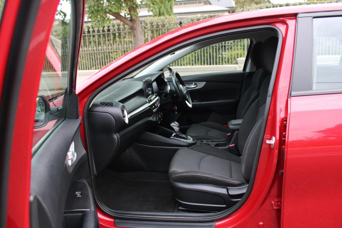 2022 Kia Cerato S BD MY22 Runway Red