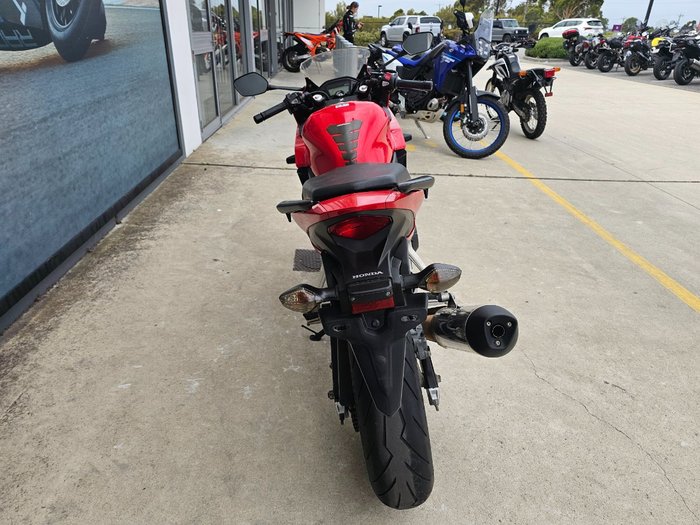 2014 Honda CBR500R Red