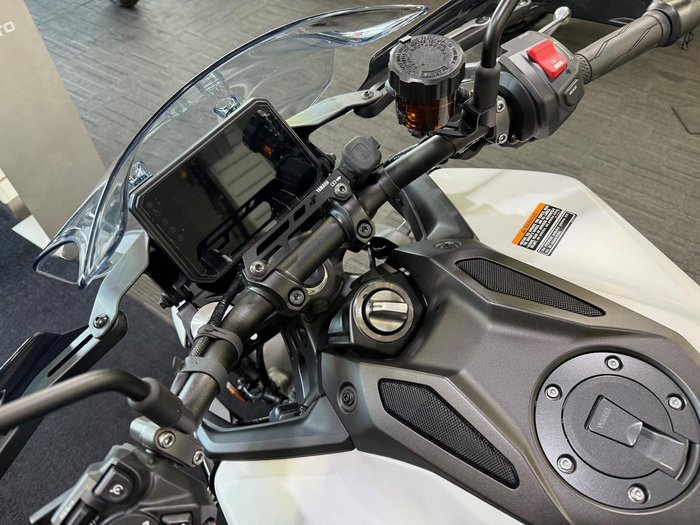 2025 Yamaha MT-09 Y-AMT MT Grey