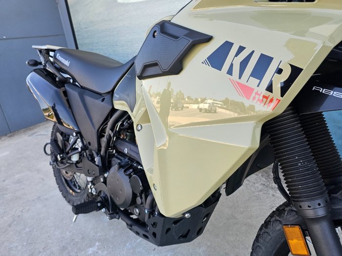 2022 Kawasaki KLR650 (KL650) BEIGE