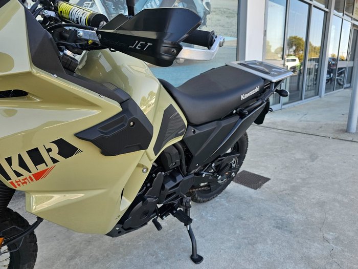 2022 Kawasaki KLR650 (KL650) BEIGE