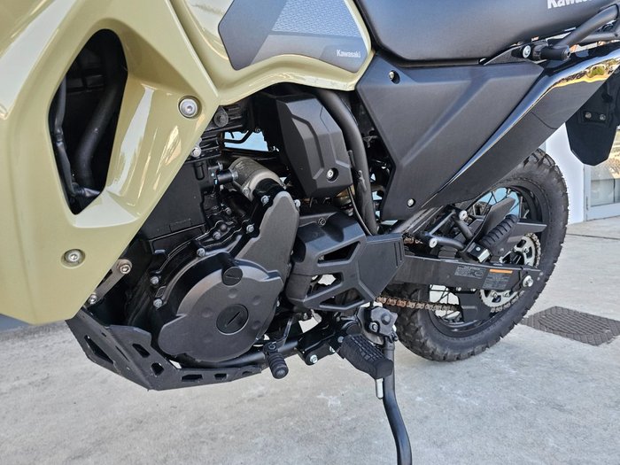 2022 Kawasaki KLR650 (KL650) BEIGE
