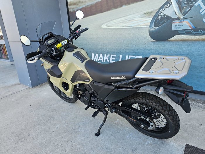 2022 Kawasaki KLR650 (KL650) BEIGE