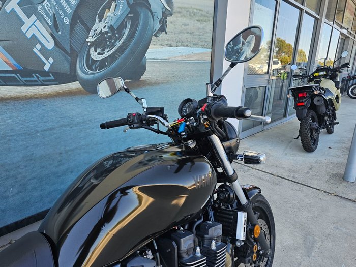 2016 Yamaha XJR1300 Silver