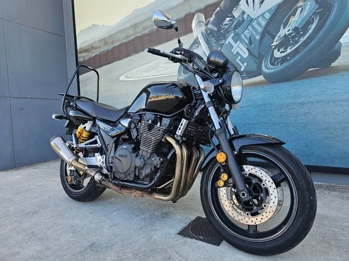 2016 Yamaha XJR1300 Silver