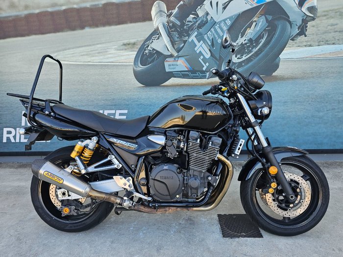 2016 Yamaha XJR1300 Silver