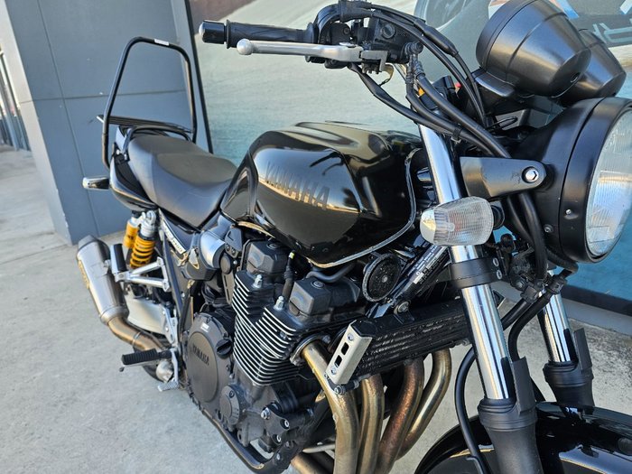 2016 Yamaha XJR1300 Silver
