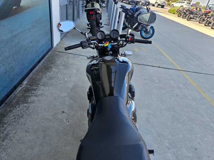 2016 Yamaha XJR1300 Silver