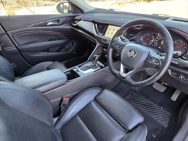 2019 Holden Calais V