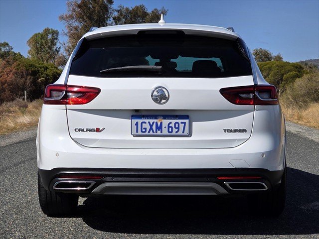 2019 Holden Calais V