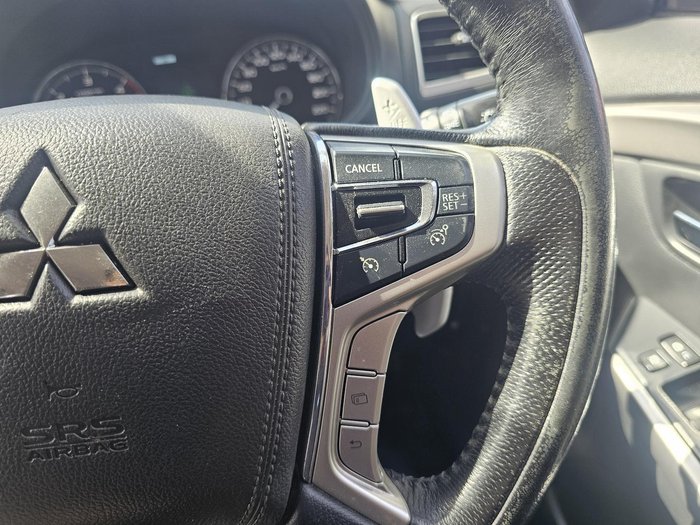 2017 Mitsubishi Pajero Sport GLS