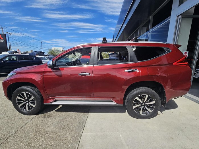 2017 Mitsubishi Pajero Sport GLS