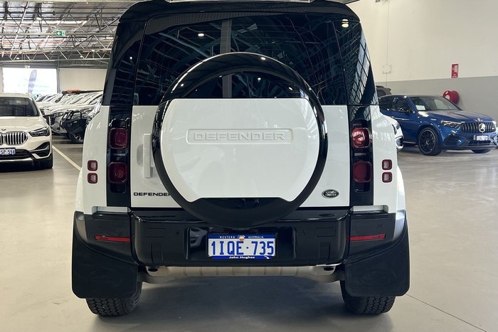 2023 Land Rover Defender 110 P300