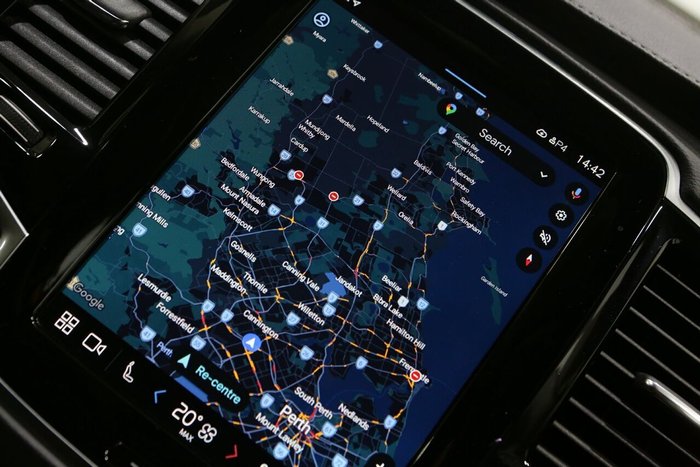 2023 Volvo XC90 Ultimate B6 Bright