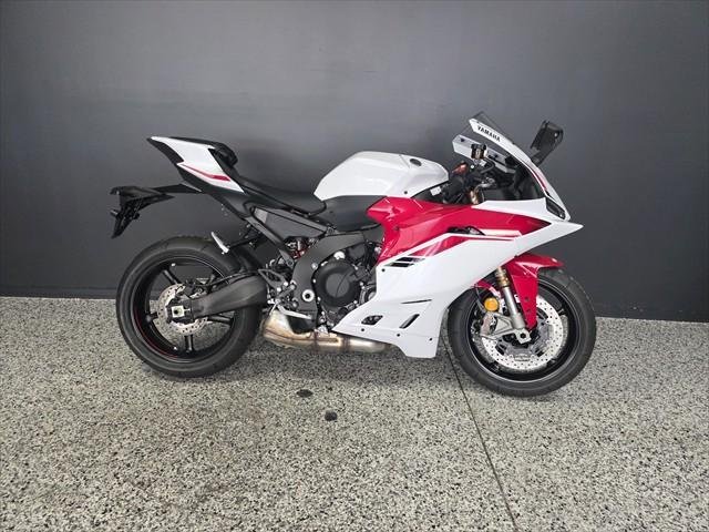 2025 Yamaha YZF-R9