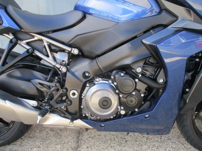 2022 Suzuki GSX-S1000GT BLUE