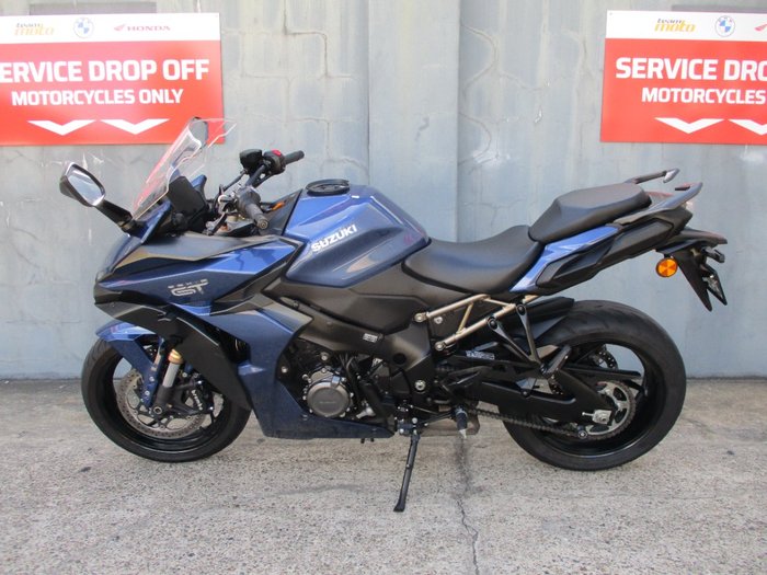 2022 Suzuki GSX-S1000GT BLUE