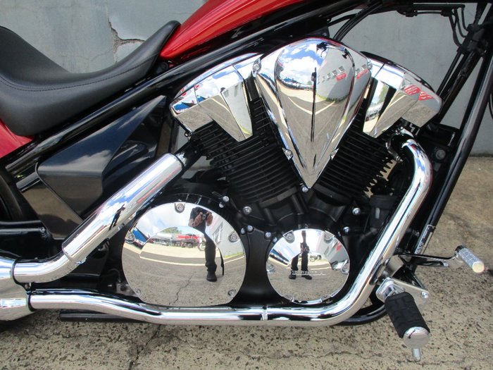 2015 Honda VT1300CX RED