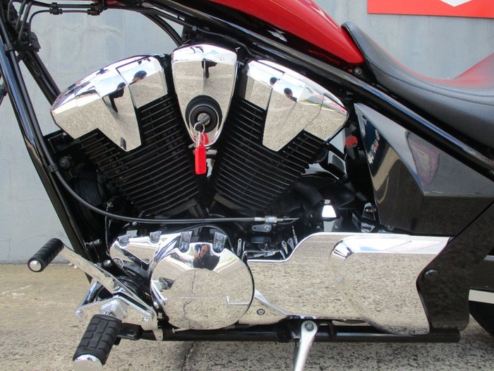 2015 Honda VT1300CX RED