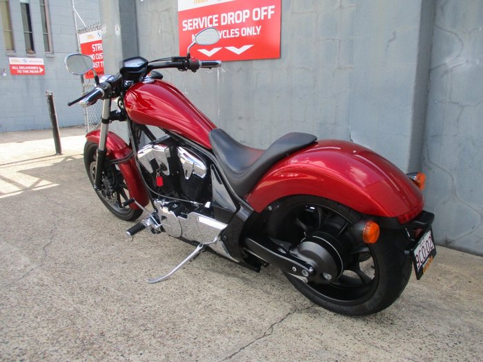 2015 Honda VT1300CX RED
