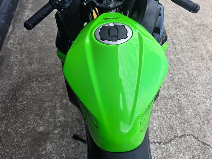 2019 Kawasaki NINJA 400 KRT EDITION Green