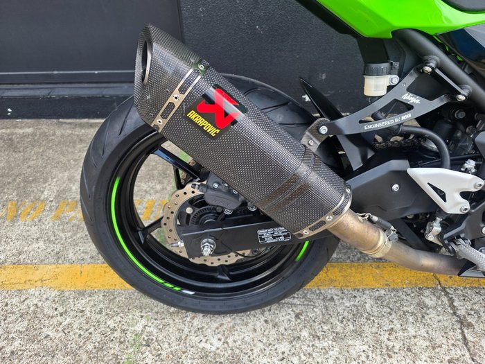 2019 Kawasaki NINJA 400 KRT EDITION Green