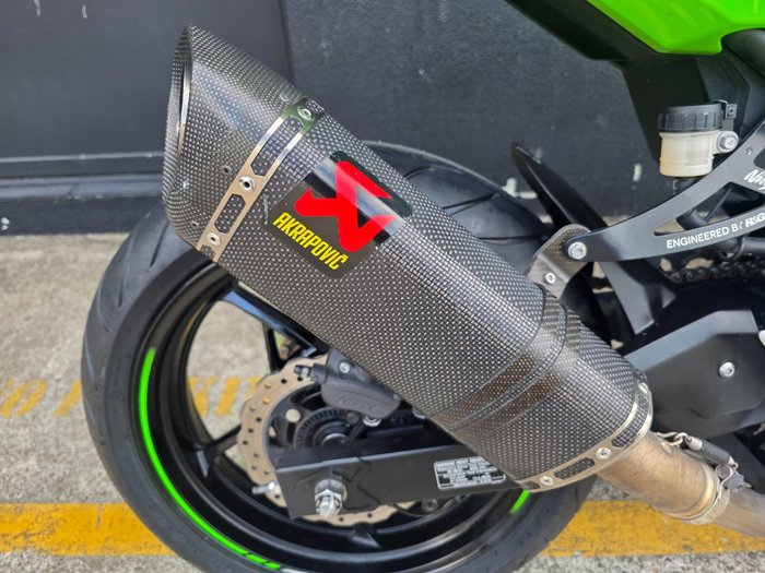 2019 Kawasaki NINJA 400 KRT EDITION Green