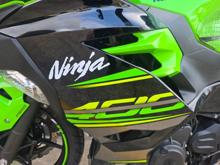 2019 Kawasaki NINJA 400 KRT EDITION Green