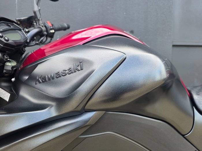 2016 Kawasaki Z1000 GREY