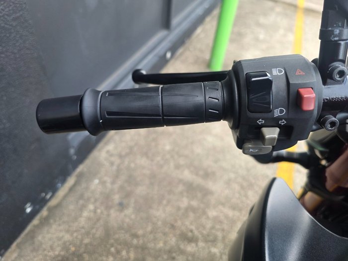 2016 Kawasaki Z1000 GREY