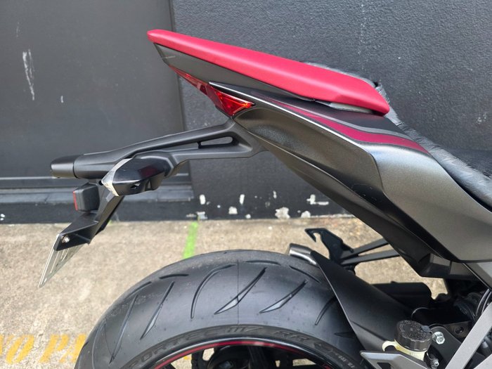 2016 Kawasaki Z1000 GREY