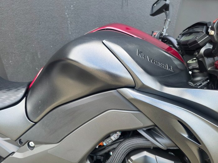 2016 Kawasaki Z1000 GREY