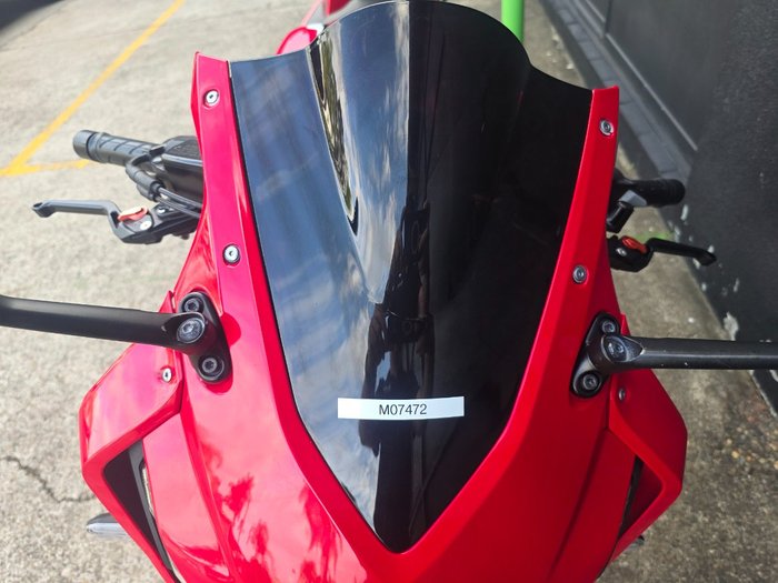 2020 Honda CBR650R RED