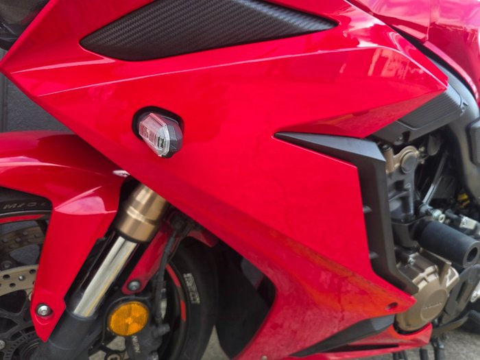 2020 Honda CBR650R RED