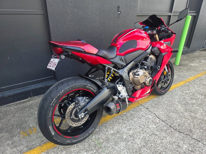 2020 Honda CBR650R RED