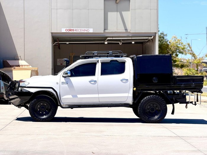 2010 Toyota Hilux SR KUN26R MY10 4X4 Glacier White