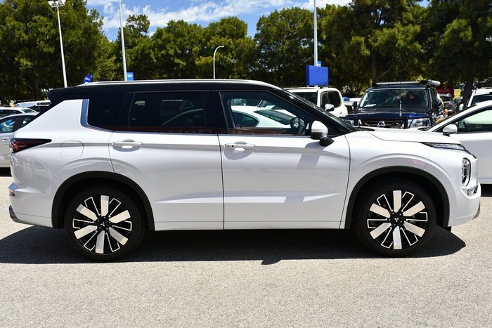 2025 Mitsubishi Outlander Aspire